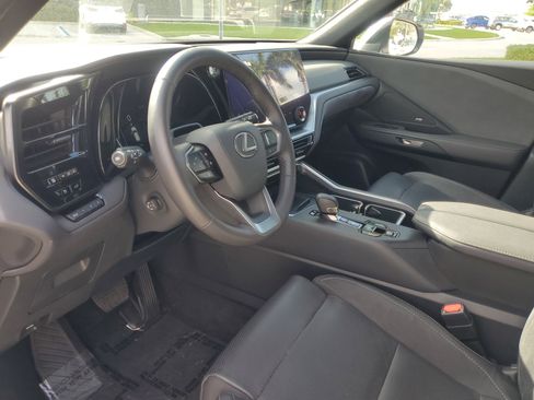 Used 2024 Lexus TX 350 FWD image 21