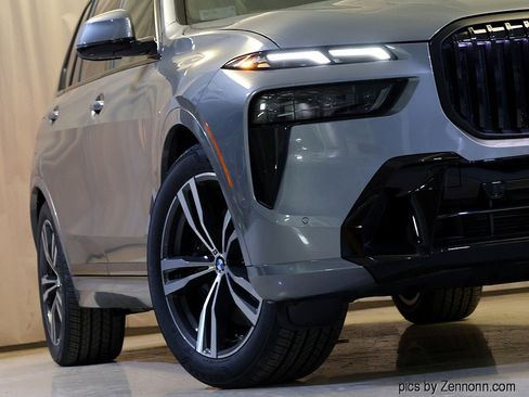 New 2026 BMW X7 xDrive40i image 4