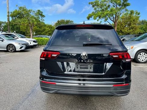 Used 2022 Volkswagen Tiguan S w/ IQ.Drive Package FWD image 5