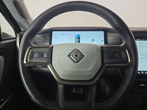 Used 2023 Rivian R1S Adventure AWD/4WD image 28
