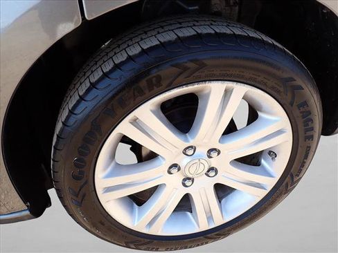 Used 2012 Chrysler 200 LX FWD image 7