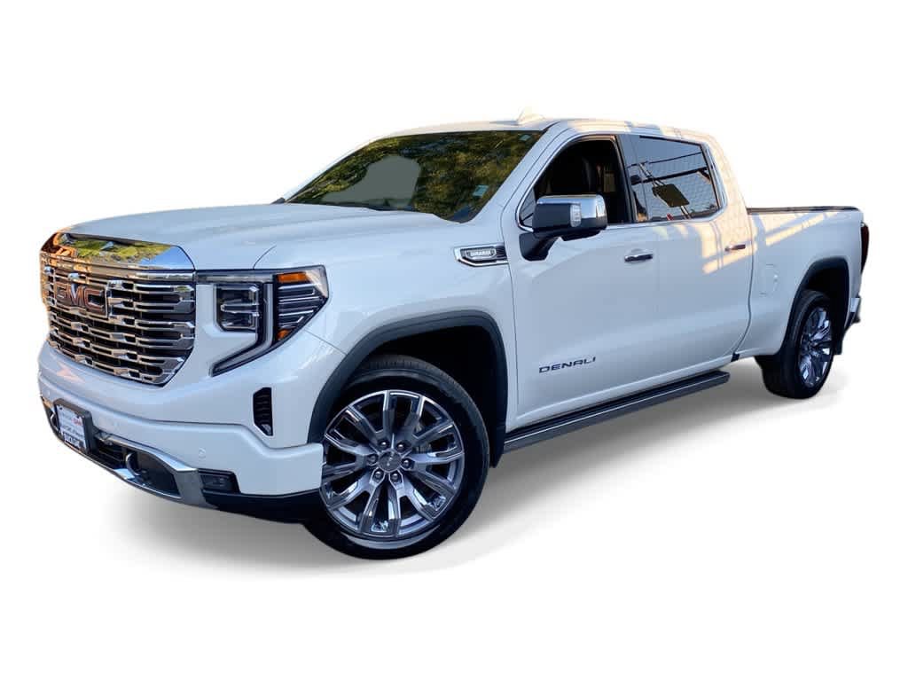 Used 2022 GMC Sierra 1500 Denali w/ Denali Reserve Package AWD/4WD image 1