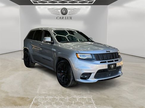 Used 2020 Jeep Grand Cherokee SRT w/ Trailer Tow Group IV image 7