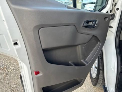 Used 2025 Ford Transit 350 XLT RWD image 18
