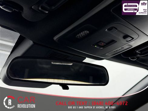 Used 2025 Toyota Camry SE FWD image 24