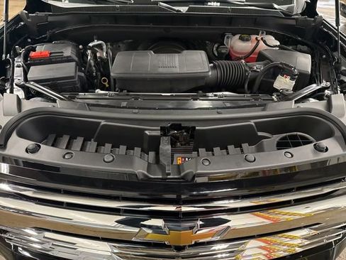 New 2026 Chevrolet Suburban LT w/ Comfort Package image 30