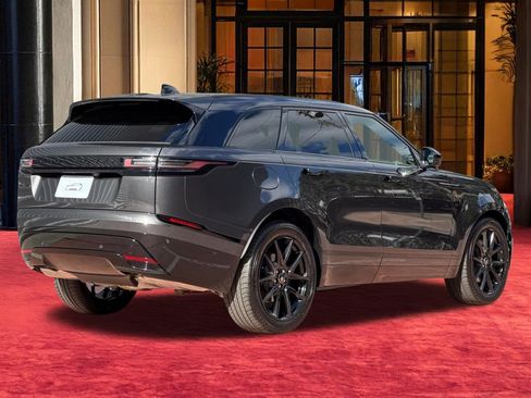 New 2026 Land Rover Range Rover Velar Dynamic SE image 8