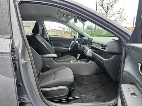 New 2026 Hyundai Kona SE image 10