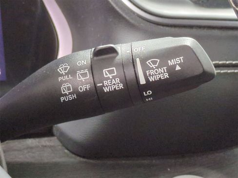 Used 2021 Jeep Grand Cherokee L Limited image 33