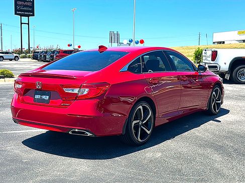Used 2019 Honda Accord Sport image 8