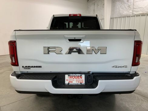 Used 2026 RAM 2500 Laramie AWD/4WD image 23