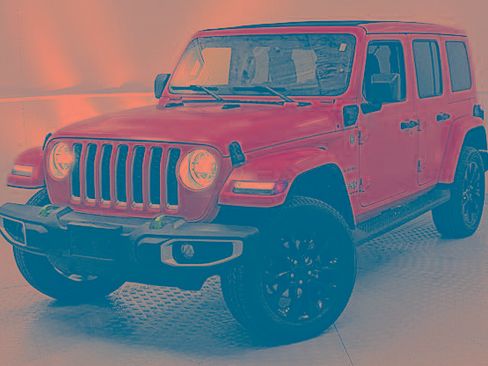 Used 2023 Jeep Wrangler Unlimited Sahara w/ Cold Weather Group image 6