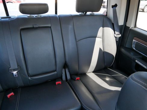 Used 2016 RAM 1500 Laramie w/ Convenience Group AWD/4WD image 14