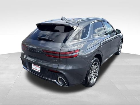 Used 2022 Genesis GV70 2.5T w/ Select Package AWD/4WD image 5