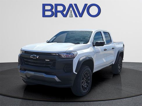 Used 2026 Chevrolet Colorado Trail Boss image 1