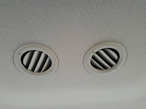 Used 2023 Ford Transit 350 XLT image 26