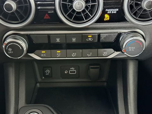 Used 2024 Nissan Sentra S FWD image 22