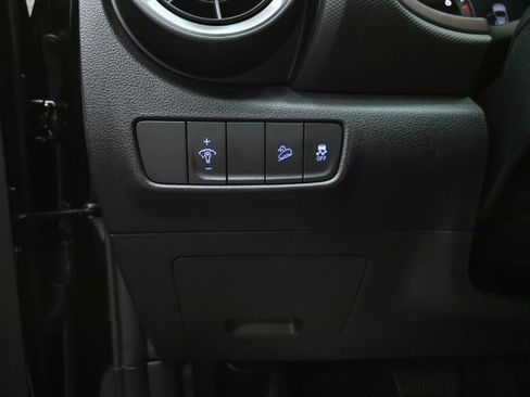 Used 2023 Hyundai Kona SE FWD image 28