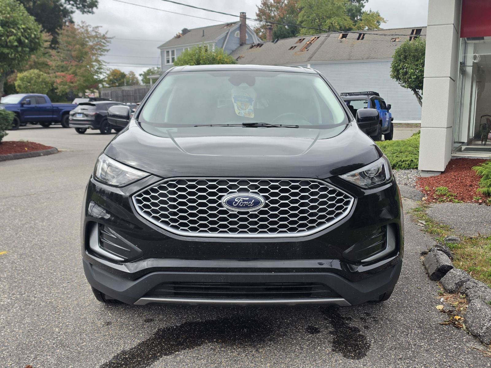 Used 2024 Ford Edge SEL AWD/4WD image 11