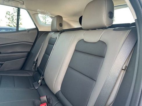 New 2026 Chevrolet Trax ACTIV w/ Sunroof Package FWD image 20