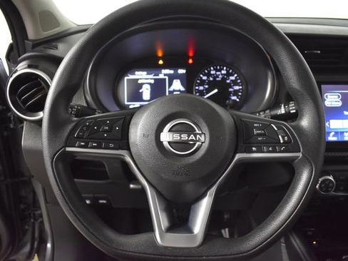 Certified 2023 Nissan Kicks SV FWD image 13
