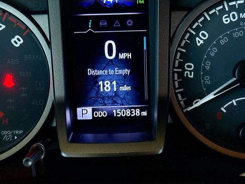 Used 2020 Toyota Tacoma TRD Sport RWD image 13