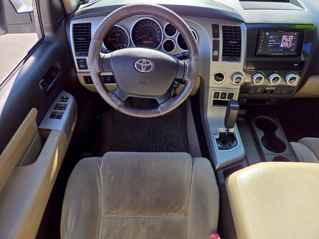Used 2008 Toyota Sequoia SR5 w/ Towing Pkg AWD/4WD image 13