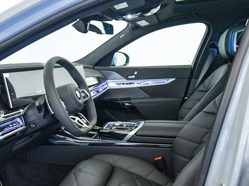 New 2026 BMW 740i w/ Premium Package image 20