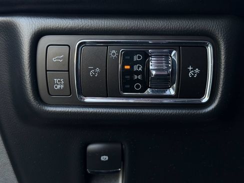 Used 2023 Lincoln Nautilus Reserve w/ Equipment Group 201A FWD image 21