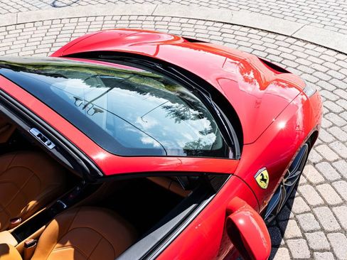 Certified 2018 Ferrari 488 Spider RWD image 19