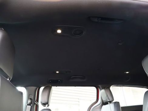 New 2026 Chrysler Pacifica Select image 19