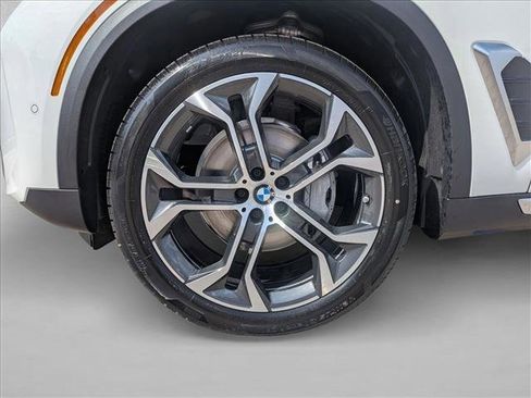 Used 2026 BMW X5 xDrive40i w/ Climate Comfort Package AWD/4WD image 10