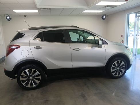 Used 2022 Buick Encore Preferred w/ Safety Package AWD/4WD image 8