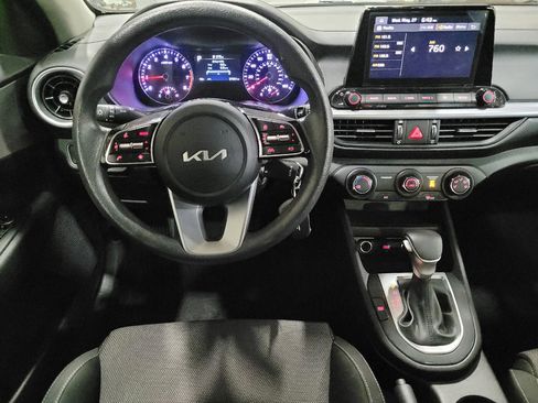 Used 2023 Kia Forte LXS w/ LXS Technology Package FWD image 22