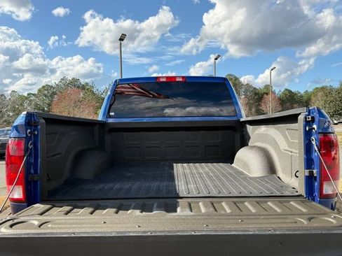 Used 2019 RAM 1500 Express w/ Express Value Package AWD/4WD image 28