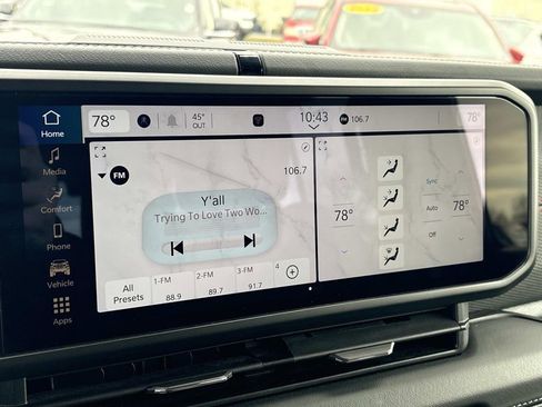 Used 2024 Jeep Wrangler Unlimited Rubicon image 31