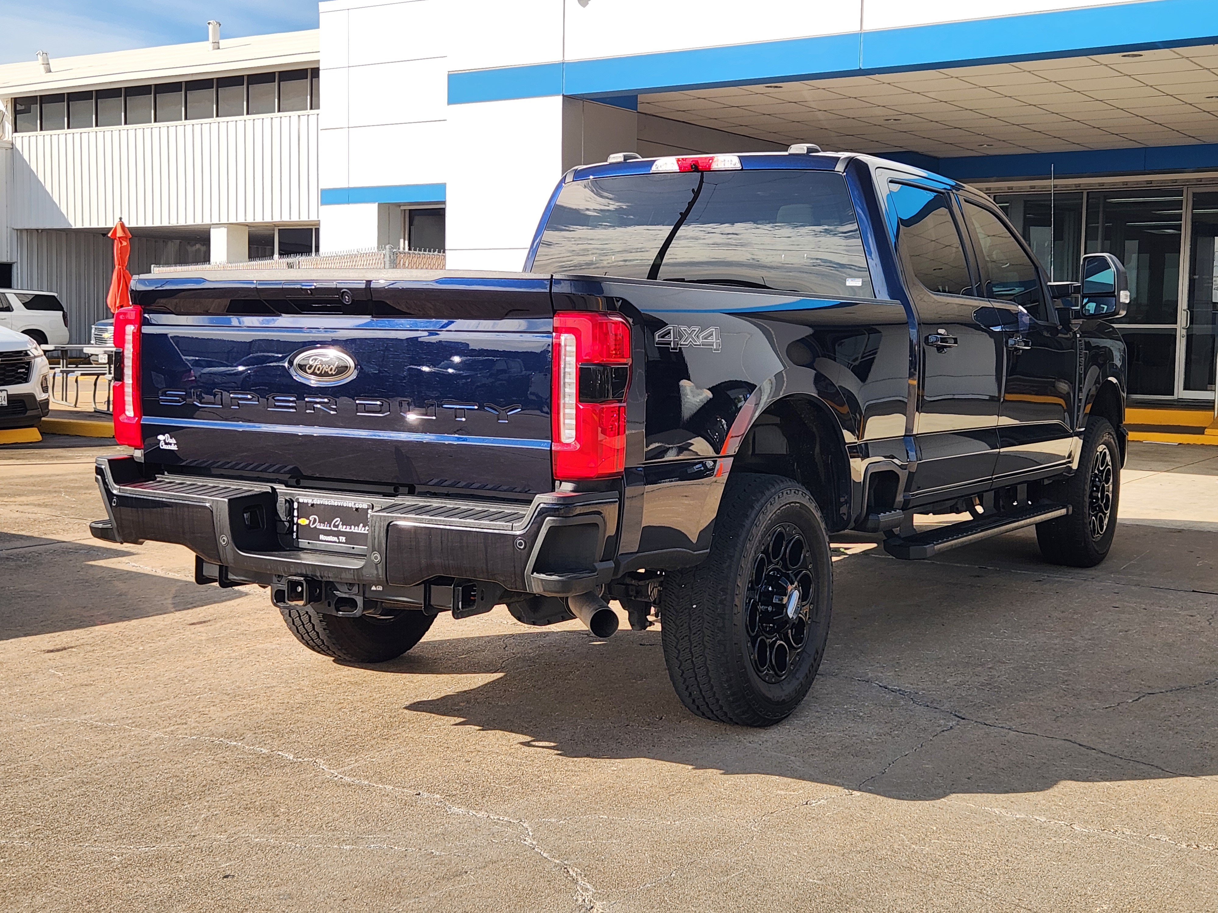 Used 2025 Ford F350 XLT w/ Black Appearance Package AWD/4WD image 6