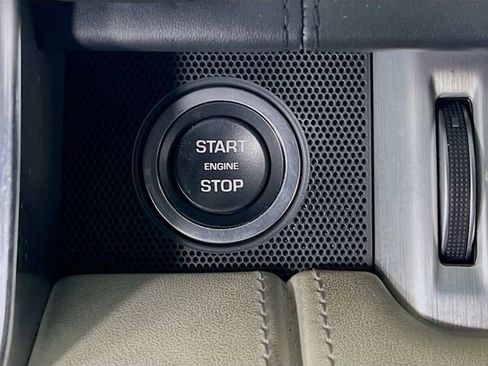 Used 2019 Land Rover Range Rover Long Wheelbase Autobiography AWD/4WD image 19
