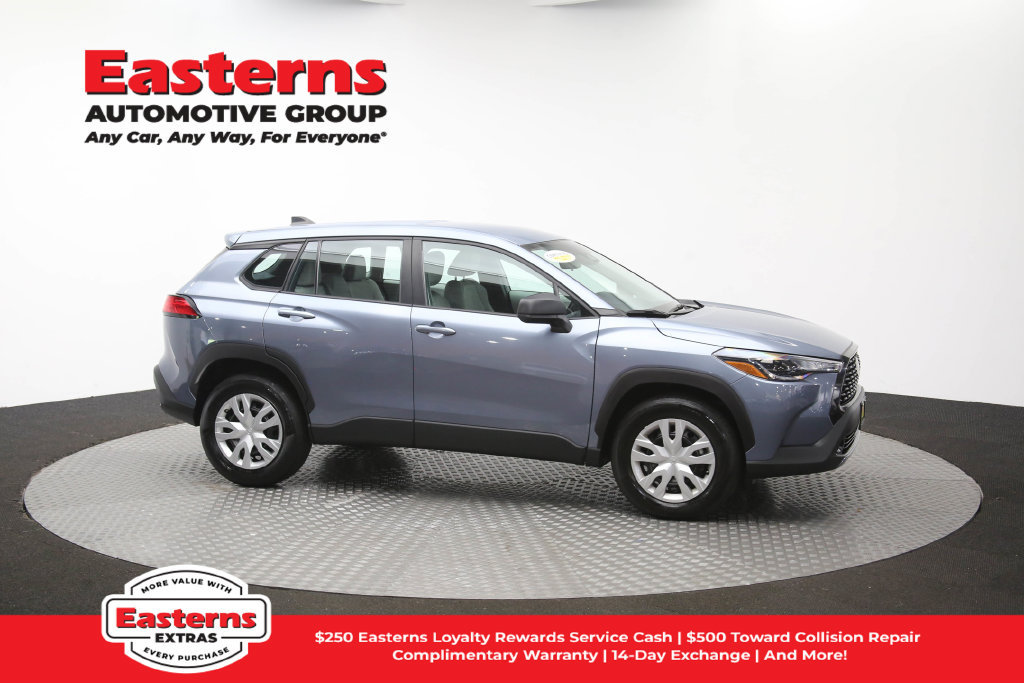 Used 2025 Toyota Corolla Cross L FWD image 46