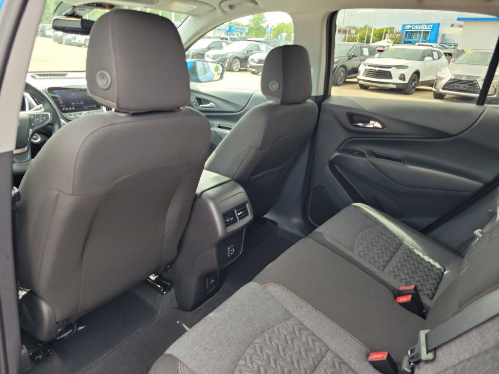 Used 2024 Chevrolet Equinox LT AWD/4WD image 29
