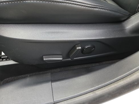 Used 2023 Ford Mustang Mach-E Premium image 19