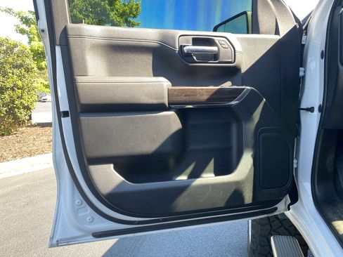 Used 2020 Chevrolet Silverado 1500 LT w/ All-Star Edition image 20