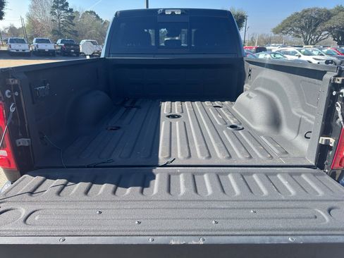 Used 2024 RAM 2500 Limited image 36