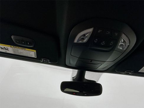 New 2026 Chrysler Pacifica Select image 14