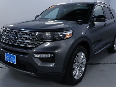 Used 2022 Ford Explorer Limited w/ Hybrid Equipment Group 310A image 3