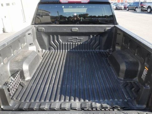 Used 2022 Chevrolet Silverado 1500 RST w/ Z71 Off-Road Package image 10