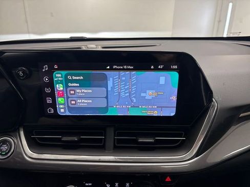 New 2026 Chevrolet Trax ACTIV w/ Sunroof Package image 32