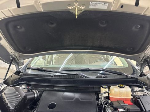 Used 2018 Buick Enclave Avenir w/ Avenir Technology Package FWD image 48