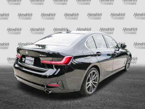 Used 2021 BMW 330i Sedan w/ Convenience Package RWD image 10