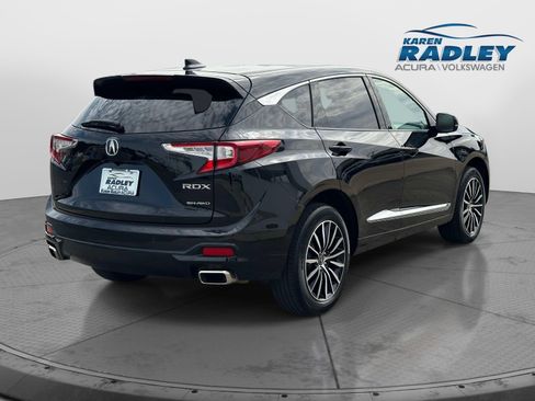 Used 2025 Acura RDX SH-AWD w/ Advance Package image 2